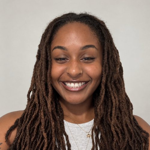 Danyale H – Winthrop Student Seeking Babysitting Jobs
