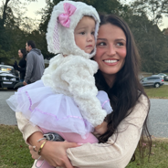Sadie R - UNG Babysitter