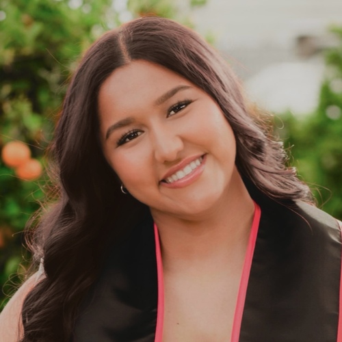 Emily Y - CSUN Babysitter