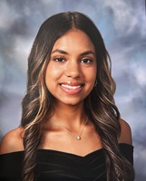 Alyssa S – UConn Student Seeking Babysitting Jobs