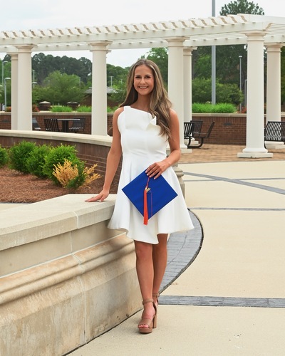 Anna Grace M - UA Huntsvile Babysitter