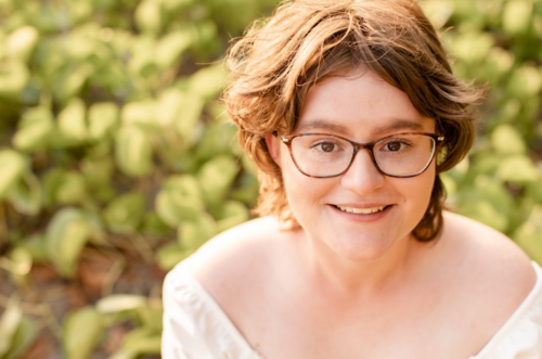 Elsa S - Loyola Babysitter