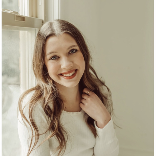 Madeline R - BYU Babysitter