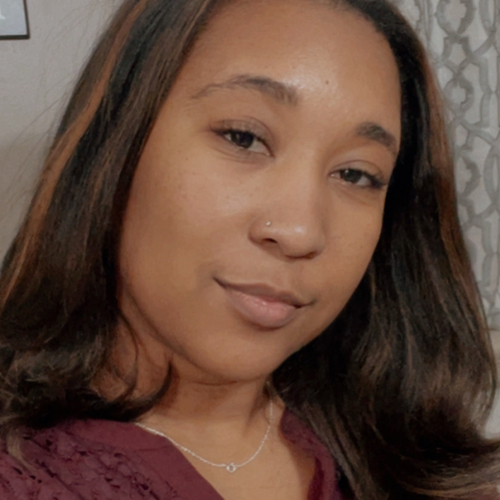 Carileigh J - UIUC Babysitter