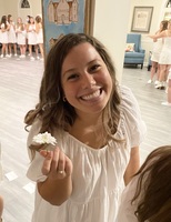 Anna P – Faulkner Student Seeking Babysitting Jobs