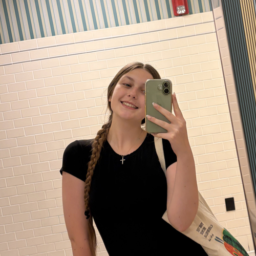 Sydnee Y - NSU Babysitter