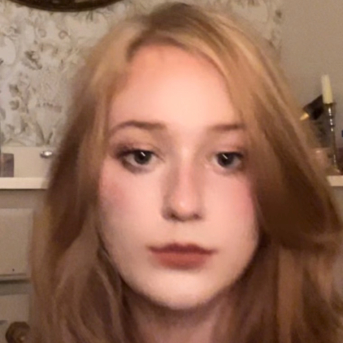 Sophie W - UAB Babysitter