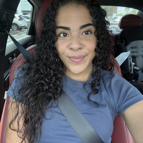 Janai B - Rasmussen College-Tampa/Brandon Babysitter