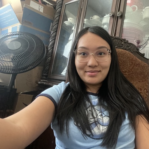 Sally T – Valencia Student Seeking Babysitting Jobs