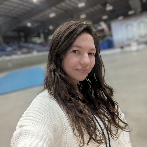 Joy C - Willamette Babysitter