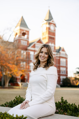 Miyah H - Auburn Babysitter