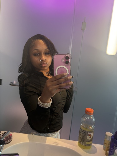 Anazia L - Notre Dame Babysitter