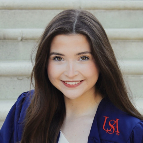 Lindy T - South Alabama Babysitter