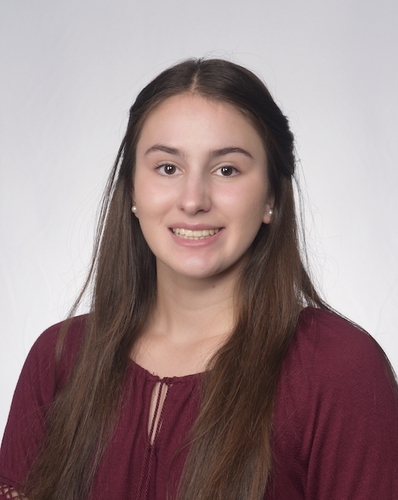 Mariana B - Stonehill Babysitter