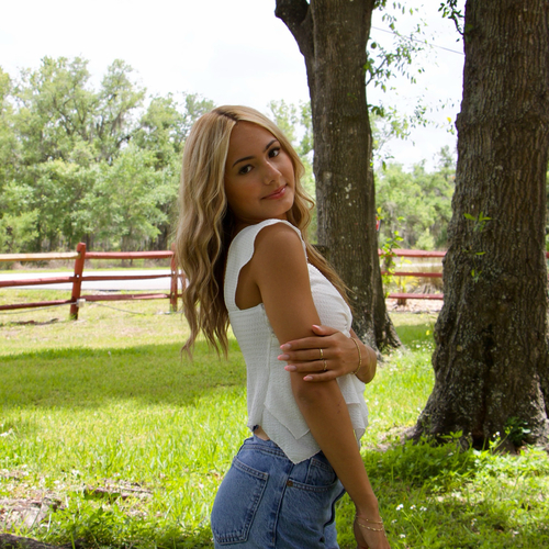 Breeanna F - Santa Fe Babysitter