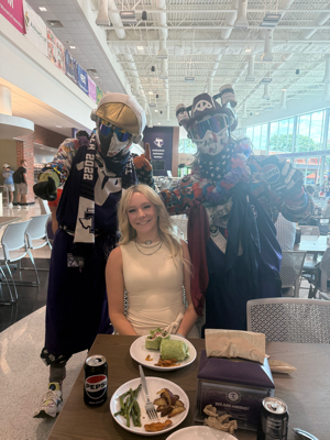 Lauren V - Tarleton Babysitter