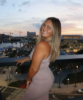 Lauren F - UTC Babysitter