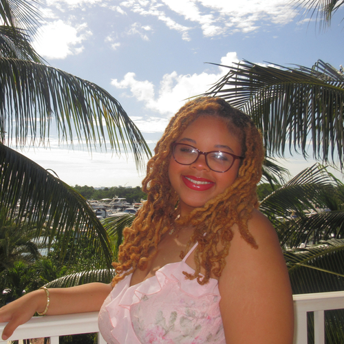 Shanayina S - Miami Dade Babysitter