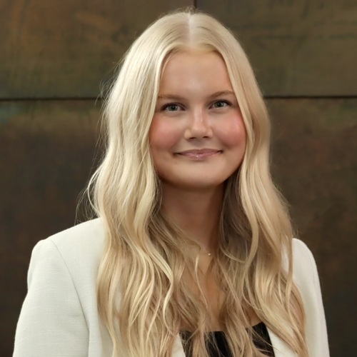 Emma F - UMD Babysitter