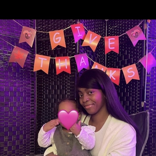 Solanje R - Hostos Community College  Babysitter