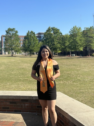 Laura J - UAB Babysitter