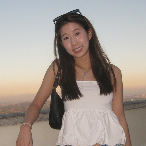 Yunshiuan L - UW Babysitter