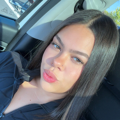 Sophia V - USF Babysitter