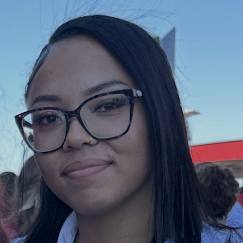 Alayzia M - Paradise Valley Babysitter