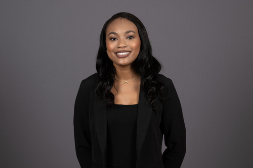 Kelsea C - Xavier Babysitter