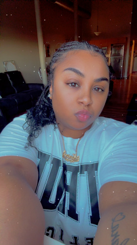 Jazmyn M - BU Babysitter