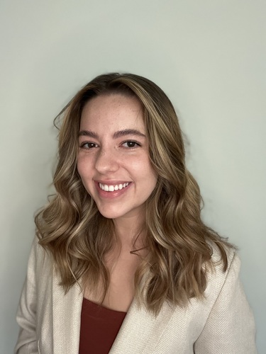 Jolie C - Baylor Babysitter