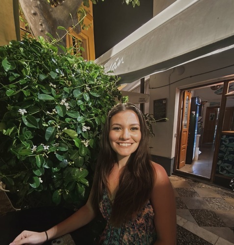 Sarah F - Campbell Babysitter