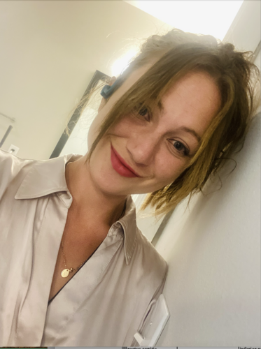 Ariana L - UIW Babysitter