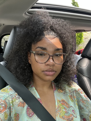 Ellisa H - Remington Babysitter