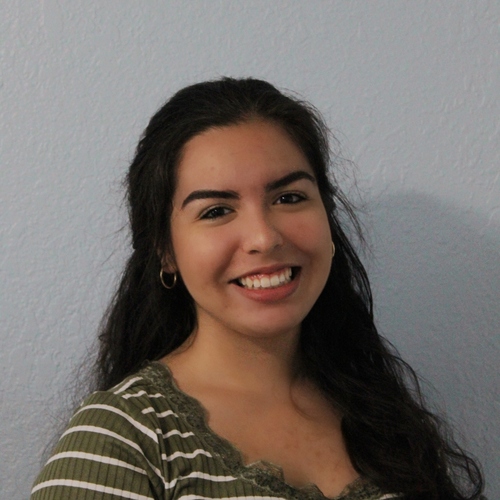 Gabriela G - USF Babysitter