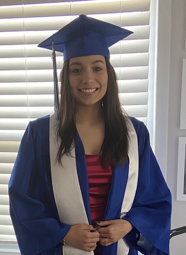 Mariana B - Triton College  Babysitter