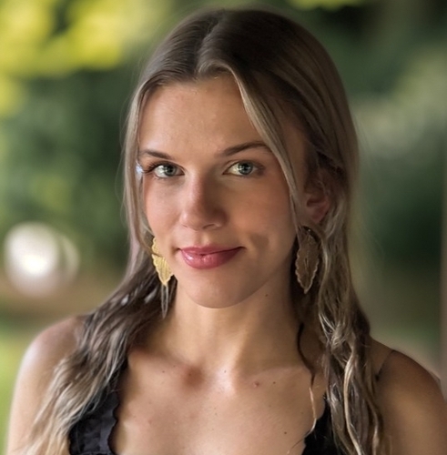 Catherine S - UF Babysitter