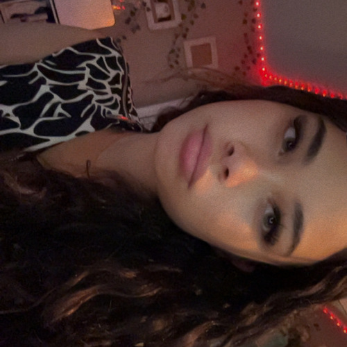Trinity L - Auburn Babysitter