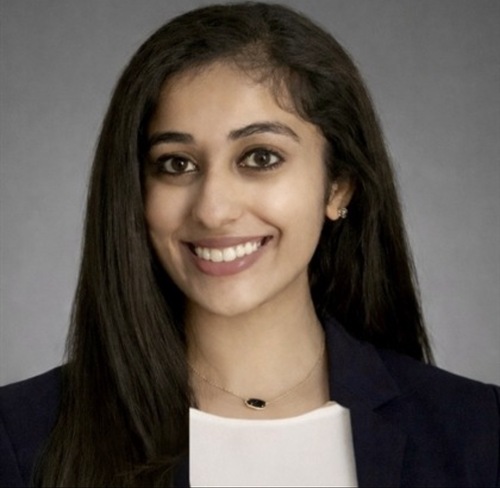 Leona E - UH Babysitter