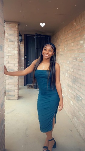 Anastasia M - UH Babysitter