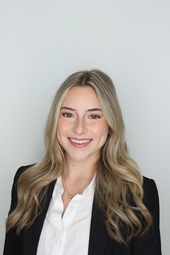 Sumerlyn Y - Auburn Babysitter