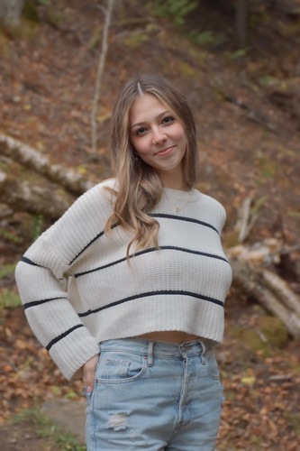 Kenna L - Chatham Babysitter