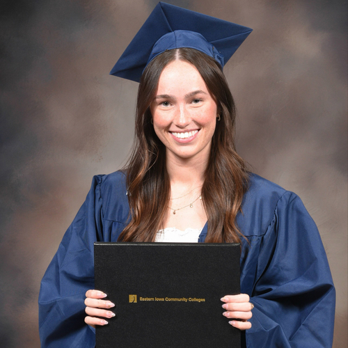 Emily S - Upper Iowa Babysitter