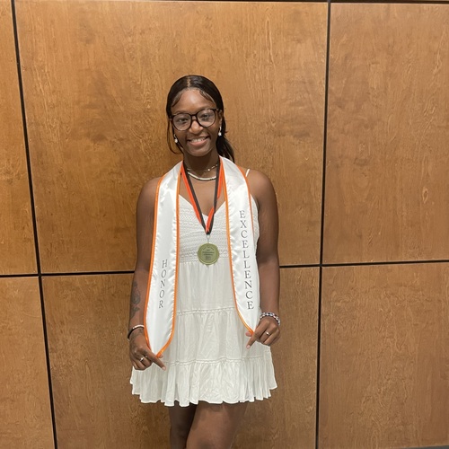 Janiya D - Kaplan University-Augusta Campus Babysitter