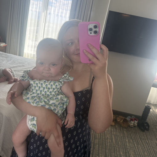 Quinn H - Spokane Community College  Babysitter