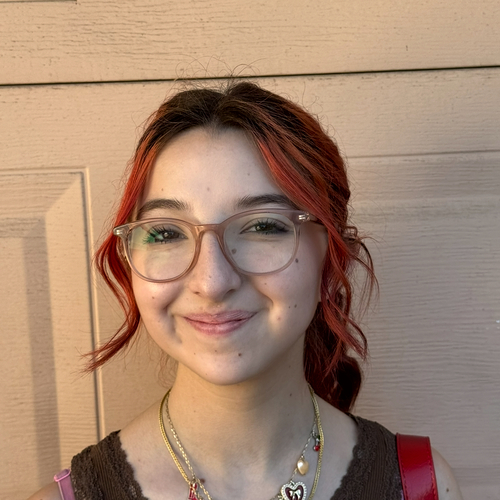 Olivia D - Pierce College Babysitter