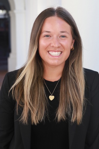 Maddie K - UVA Babysitter