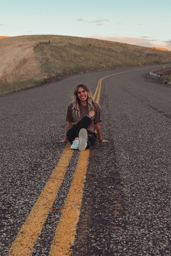 Emma H - UW Babysitter