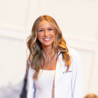 Georgia C – Belmont Student Seeking Babysitting Jobs