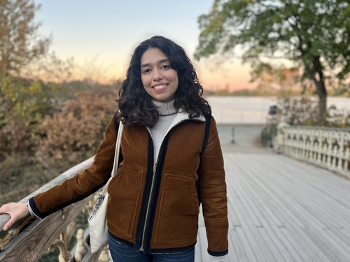 Sandra D - WashU Babysitter